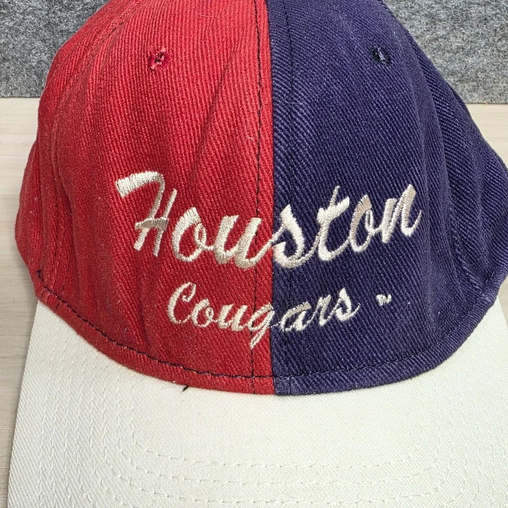 Vintage Regal Headwear Houston Cougars University Strap Back Hat‎ 2 Tone